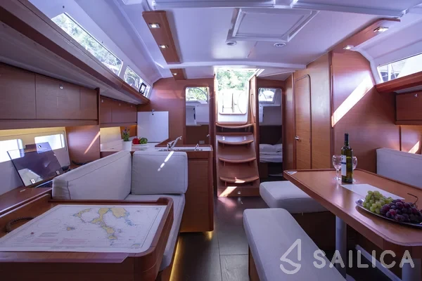 Dufour 412 GL - Yacht Charter Sailica