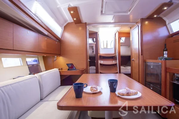 Dufour 382 GL - Yacht Charter Sailica
