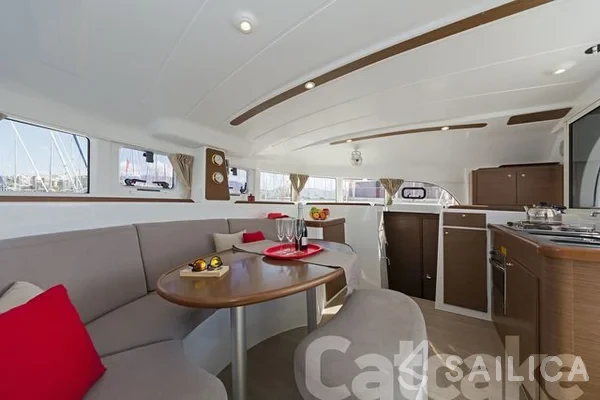 Lagoon 380 S2 - Yacht Charter Sailica