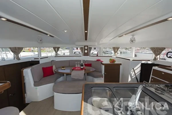 Lagoon 380 S2 - Yacht Charter Sailica