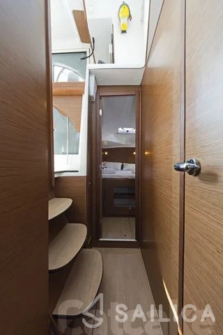 Lagoon 380 S2 - Yacht Charter Sailica