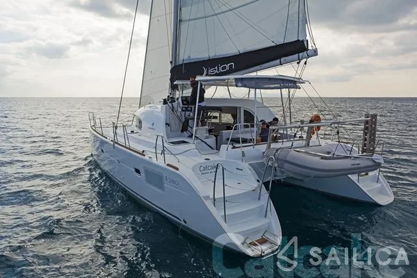 Lagoon 380 S2 - Yacht Charter Sailica