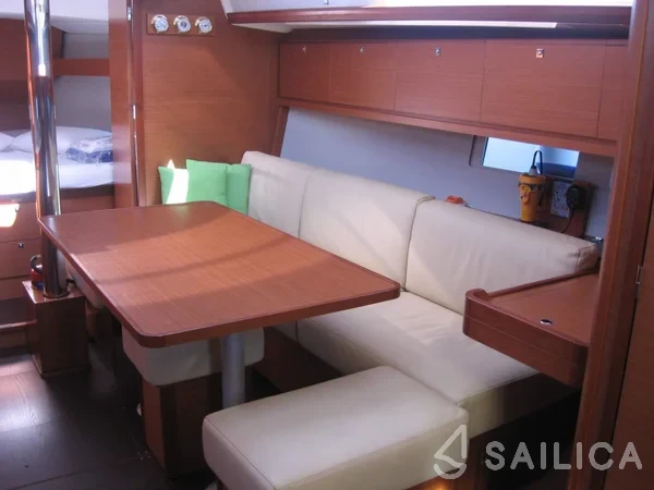 Dufour 382 GL - Yacht Charter Sailica