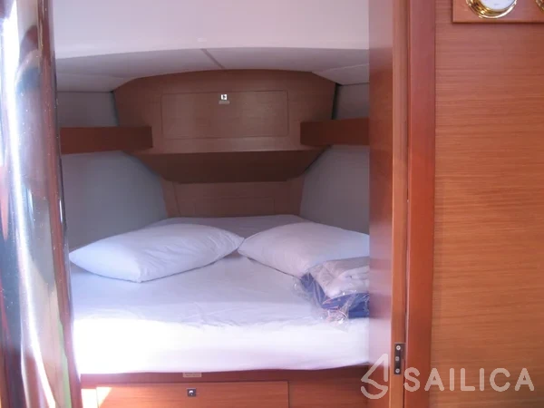 Dufour 382 GL - Yacht Charter Sailica