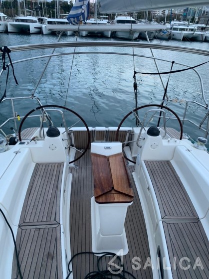 Bavaria 40 Cruiser - Yacht Charter Sailica