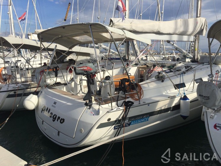 Bavaria 40 Cruiser S - Yacht Charter Sailica