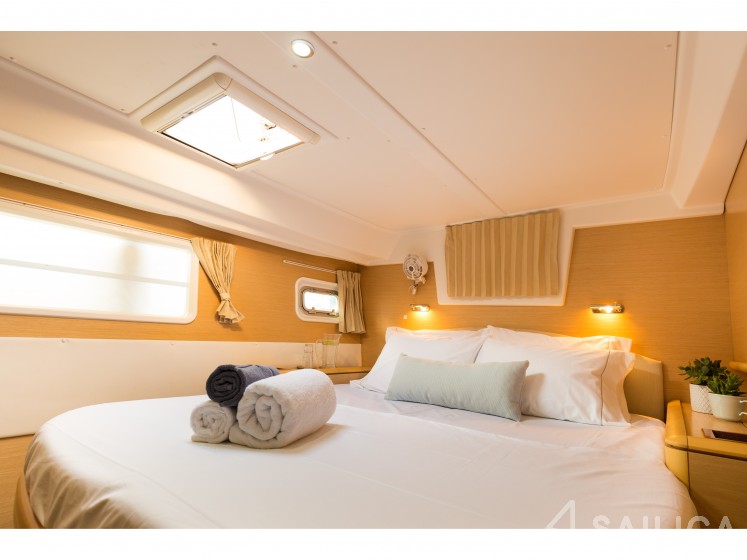 Lagoon 500 - Yacht Charter Sailica