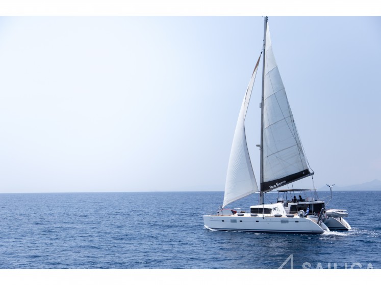 Lagoon 500 - Yacht Charter Sailica