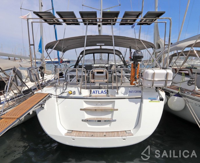 Jeanneau 58 - Yacht Charter Sailica