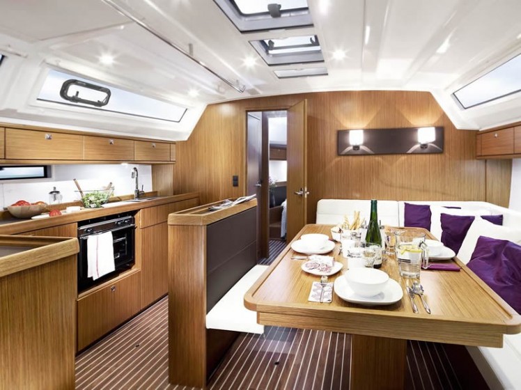 Bavaria 46 Cruiser - Yacht Charter Sailica