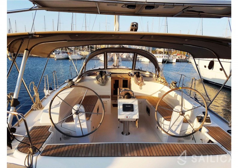 Bavaria 46 Cruiser - Yacht Charter Sailica