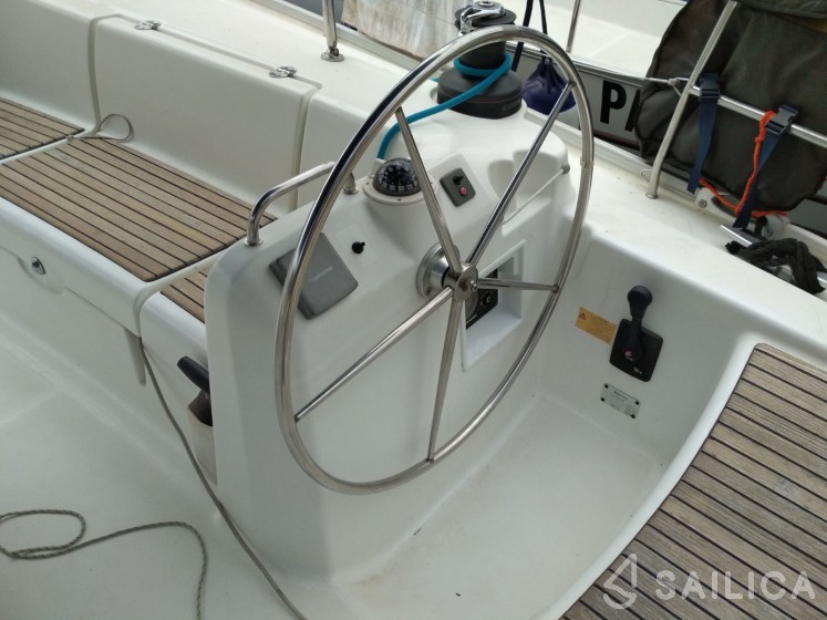 Cyclades 50.4 - Yacht Charter Sailica