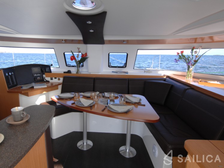 Lipari 41 - Yacht Charter Sailica