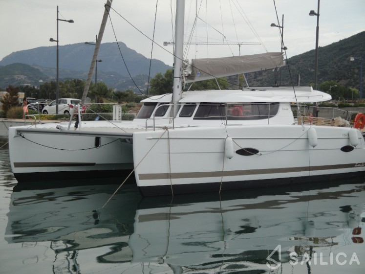 Lipari 41 - Yacht Charter Sailica