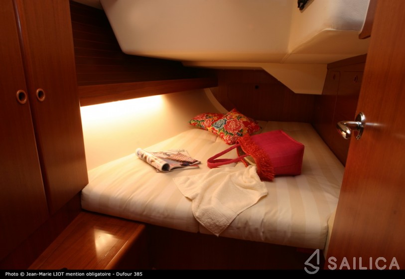 Dufour 385 - Yacht Charter Sailica