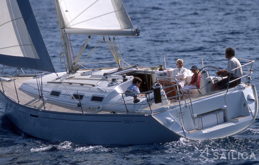 Dufour 385 - Yacht Charter Sailica