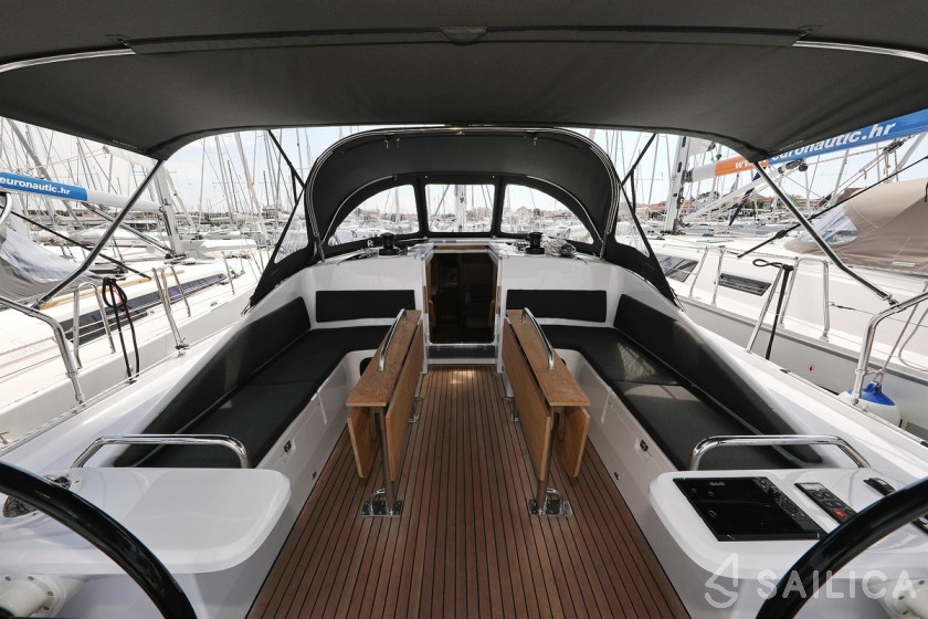 Elan 45 Impression - Yacht Charter Sailica