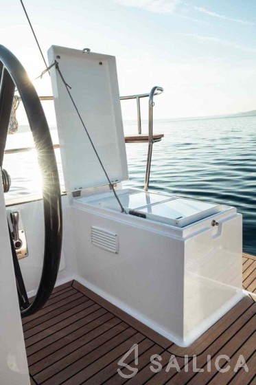 Elan Impression 40.1 - Yacht Charter Sailica