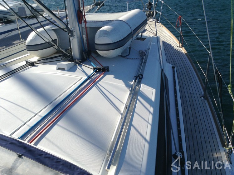 Oceanis 41 - Yacht Charter Sailica