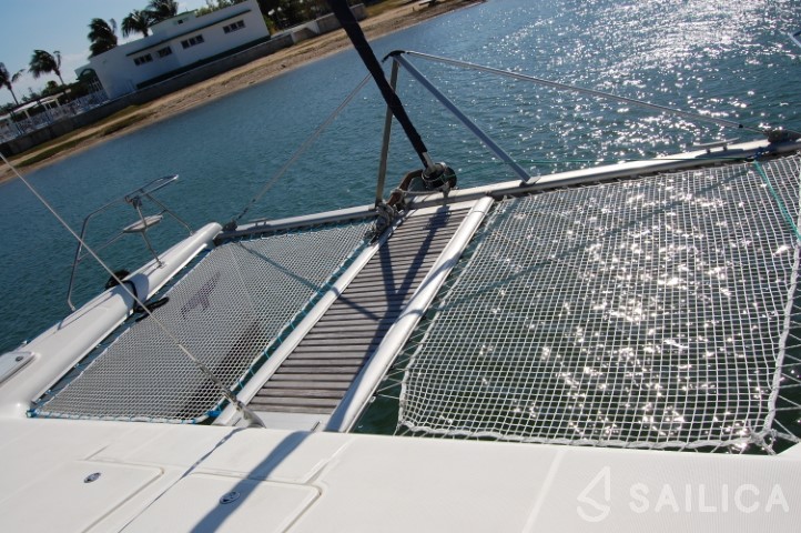 Voyage 440 - Yacht Charter Sailica