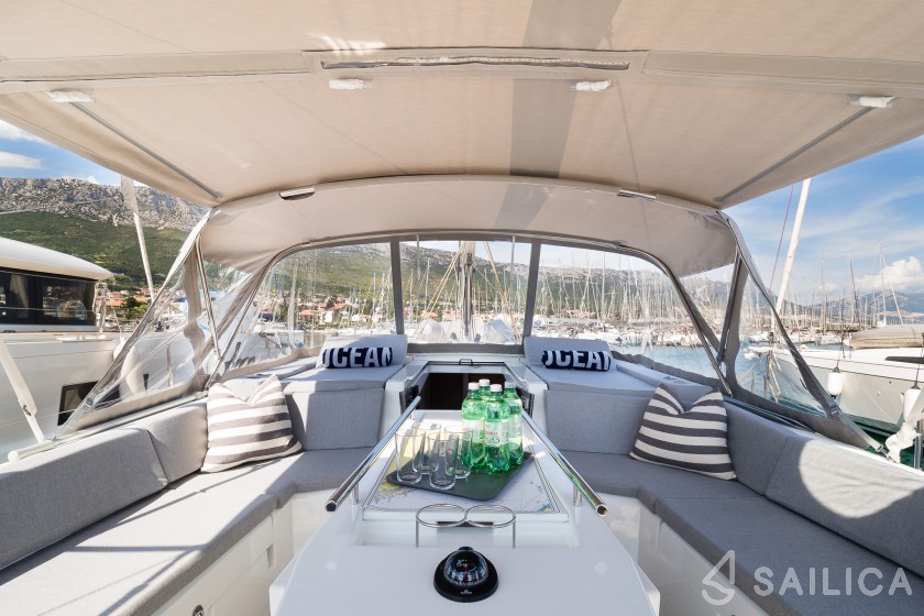 Oceanis 46.1 - Yacht Charter Sailica