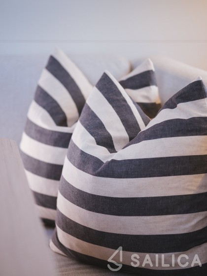 Oceanis 46.1 - Yacht Charter Sailica