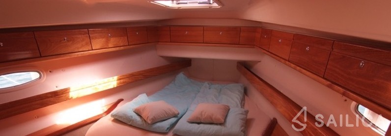 Bavaria 46 Cruiser - Yacht Charter Sailica