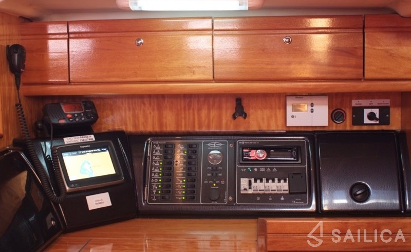 Bavaria 46 Cruiser - Yacht Charter Sailica