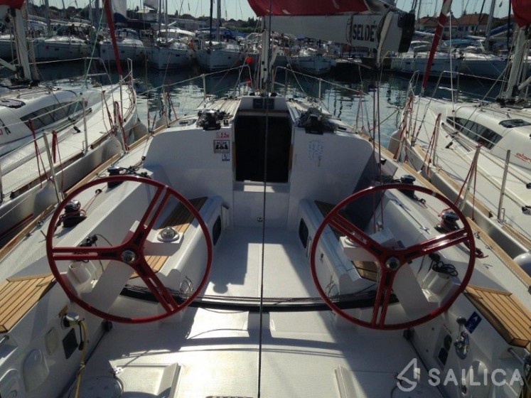 Elan 350 - Yacht Charter Sailica