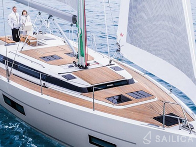 Bavaria C45 - Yacht Charter Sailica