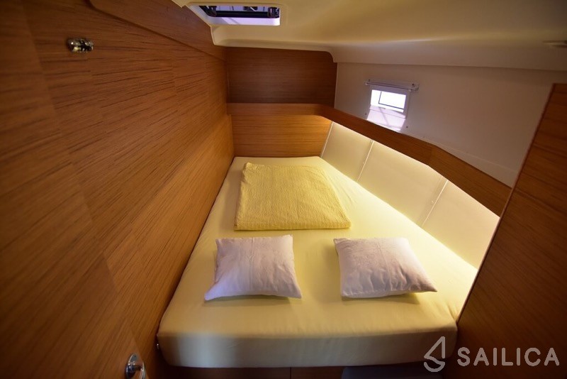 Elan 50 Impression - Yacht Charter Sailica