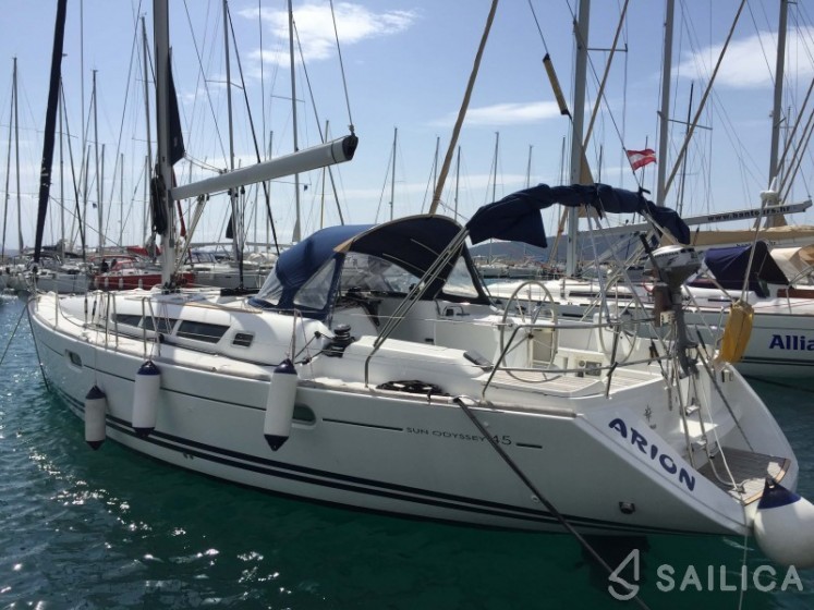 Sun Odyssey 45 - Yacht Charter Sailica