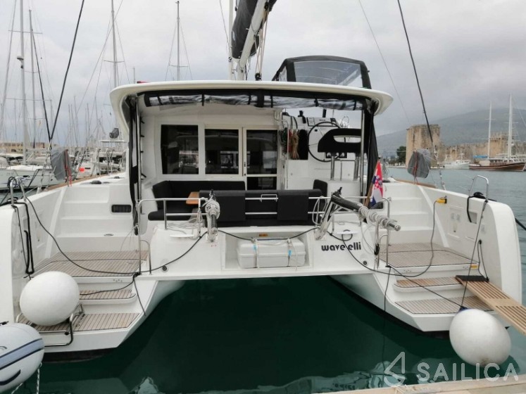 Lagoon 40 - Yacht Charter Sailica