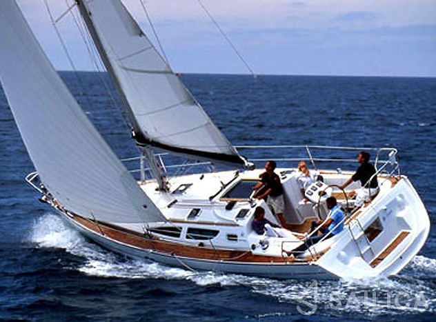 Sun Odyssey 35 - Yacht Charter Sailica