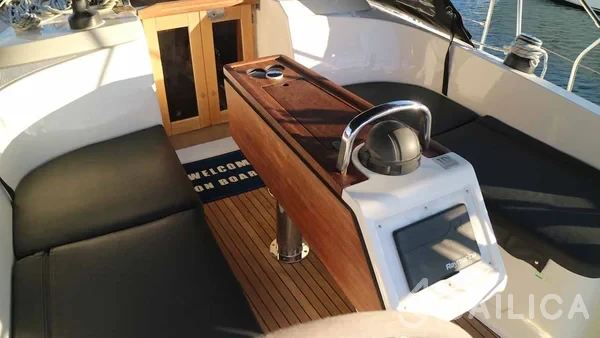 Bavaria 37 Cruiser - Yacht Charter Sailica