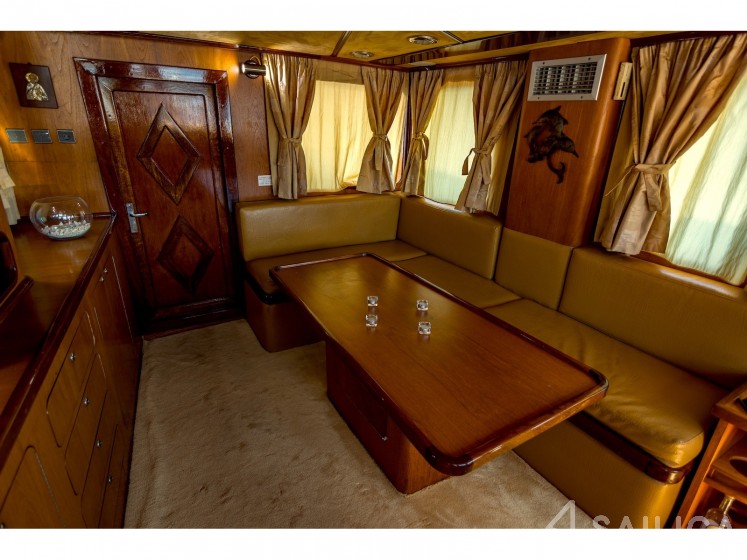 Gulet - Yacht Charter Sailica