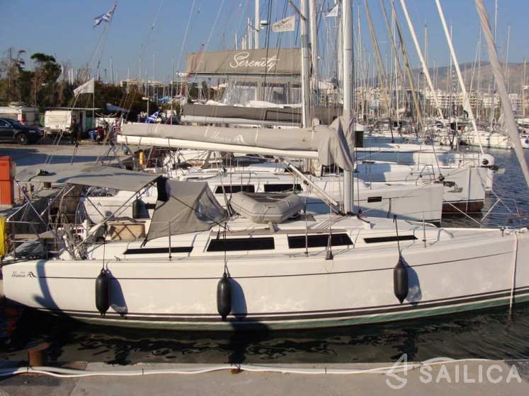 Hanse 345 - Yacht Charter Sailica