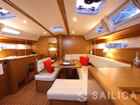 Sun Odyssey 44i - Yacht Charter Sailica