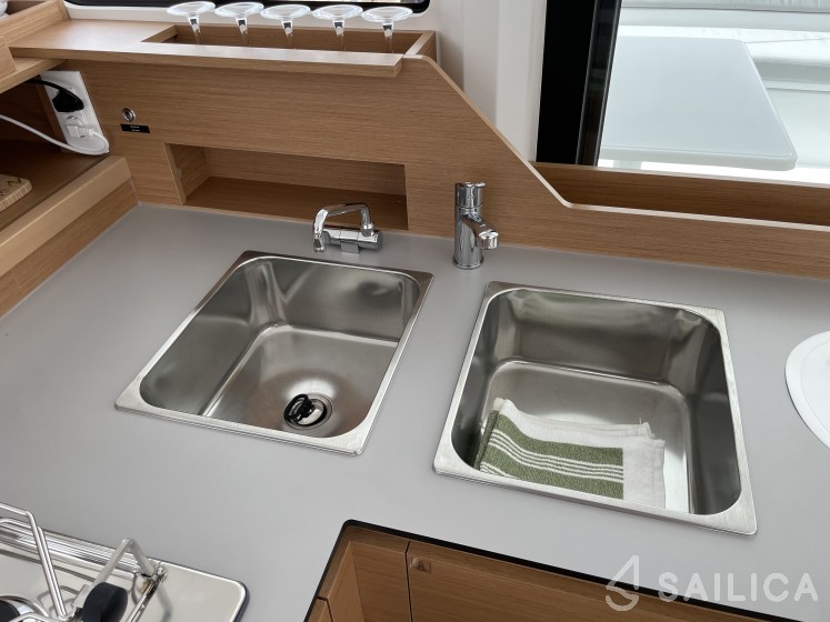 Excess 11 - Yacht Charter Sailica