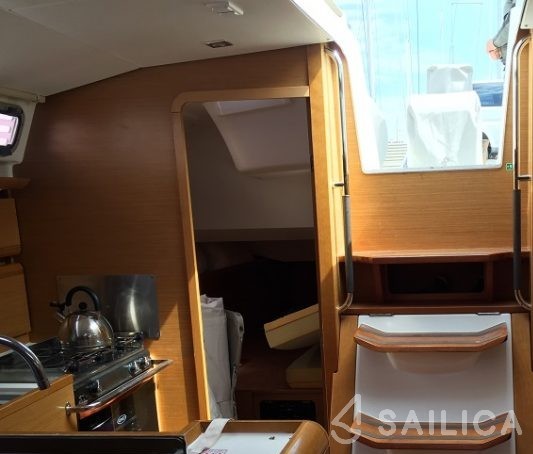 Sun Odyssey 439 - Yacht Charter Sailica