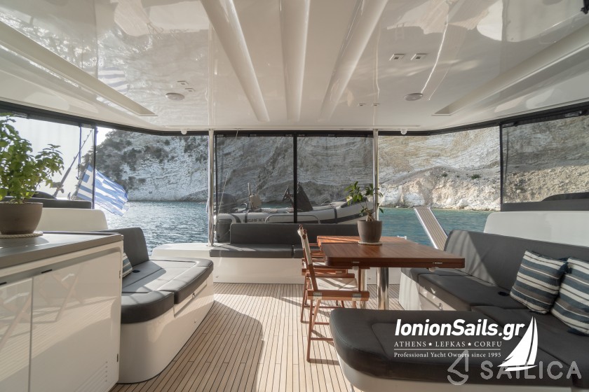 Lagoon 51 - Yacht Charter Sailica