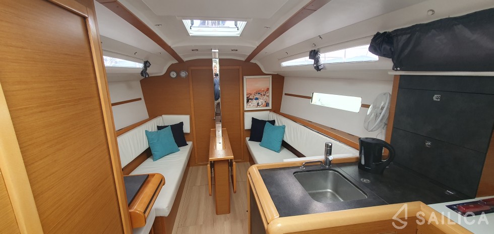 Sun Odyssey 349 - Yacht Charter Sailica