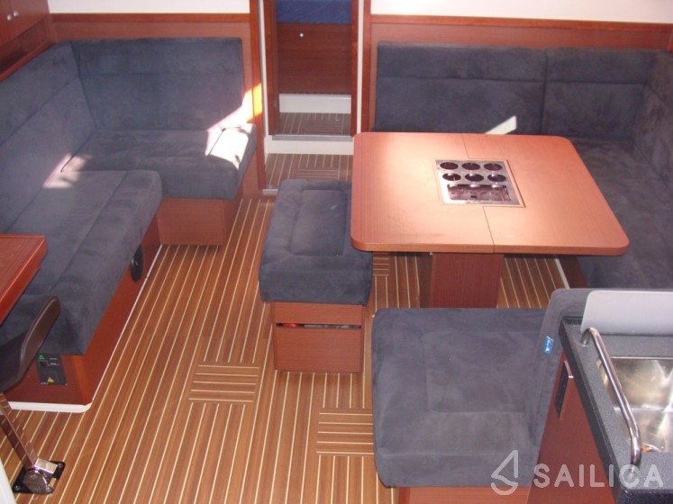 Hanse 455 - Yacht Charter Sailica