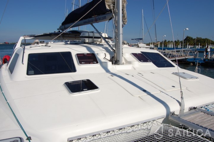 Voyage 440 - Yacht Charter Sailica