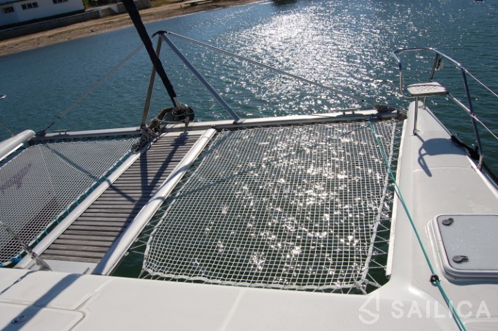 Voyage 440 - Yacht Charter Sailica