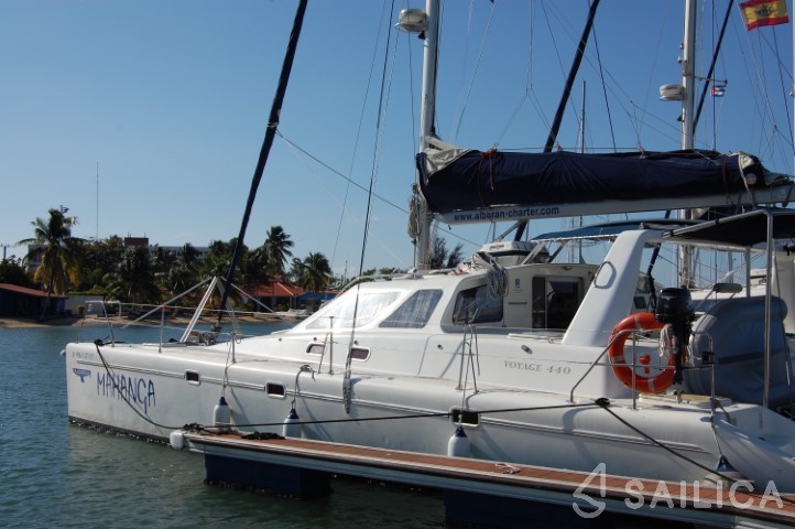 Voyage 440 - Yacht Charter Sailica