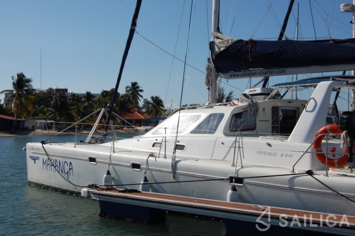 Voyage 440 - Yacht Charter Sailica