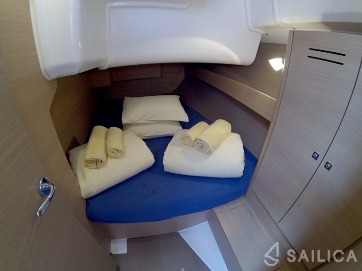 Dufour 382 Grand Large - Yacht Charter Sailica