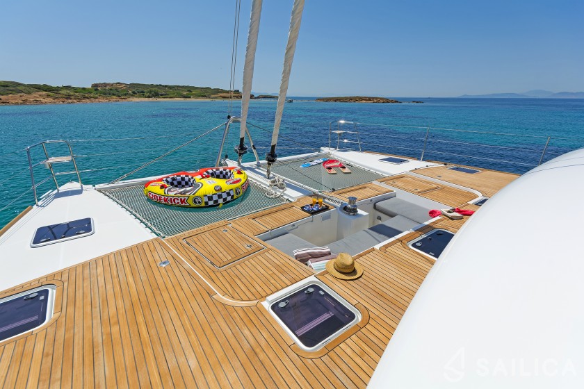 Lagoon 560 - Yacht Charter Sailica