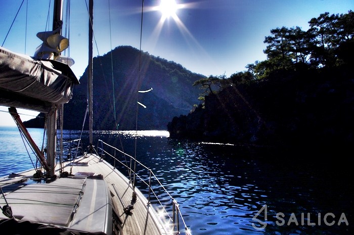 Hanse 470 - Yacht Charter Sailica
